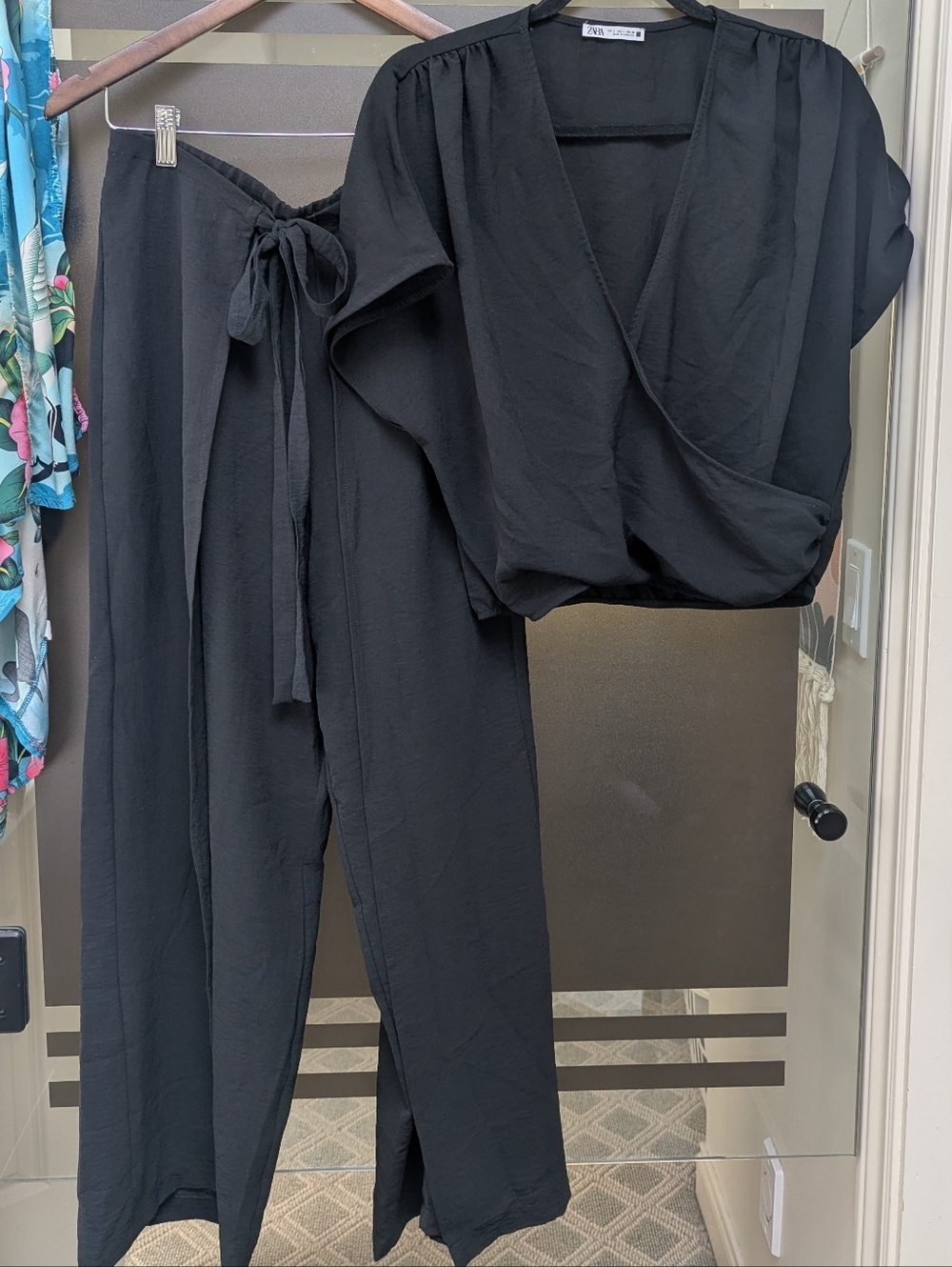 Zara Black Top And Pant Set - Perfection
